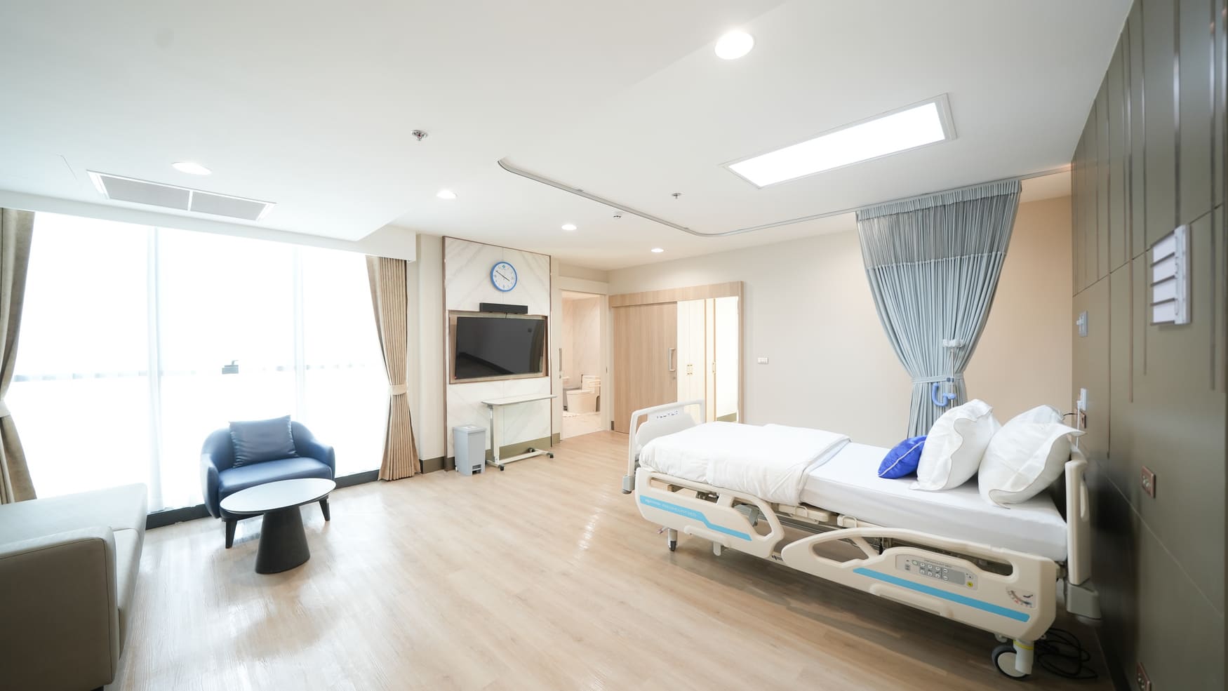 Grand Suvarnabhumi Suite (Elite Ward 15) ภาพที่ 3