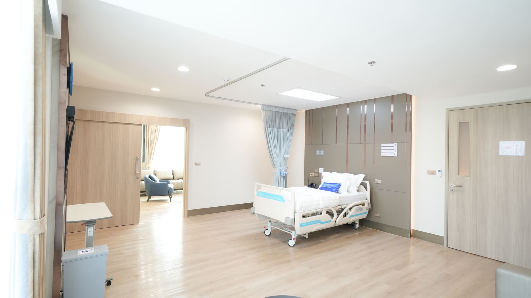 Grand Suvarnabhumi Suite (Elite Ward 15) ภาพที่ 4